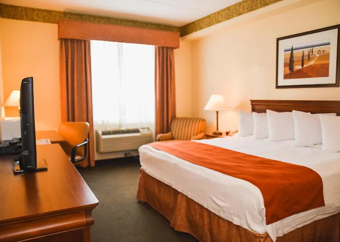 Country Inn & Suites By Radisson, London South, On